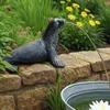Seehund Wasserspeier solarbetrieben – Teichfigur mit Produktbild-Vorschau 5