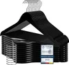 A stack of black wooden hangers with silver hooks, presented against a white background, with a certification badge visible. Produktbild-Vorschau