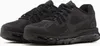 A pair of black Nike Air Max 2013 sneakers. Produktbild-Vorschau