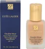 A product shot of Estee Lauder Double Wear Stay-in-Place Makeup foundation bottle and its box. Podgląd zdjęcia produktu