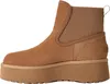 A side view of a single brown UGG boot with a platform sole. Anteprima dell’immagine prodotto