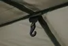 A close-up view of a hook attached to the interior of a tent or bivvy. Voir les images du produit