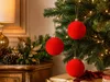 Samtkugeln 3er Set | 10cm Rot | Weihnachtskugeln zum Hängen Produktbild-Vorschau 2