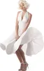 A woman dressed as Marilyn Monroe in her iconic white dress. Produktbild-Vorschau