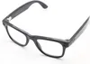 A pair of black Ray-Ban glasses on a white background. Anteprima dell’immagine prodotto