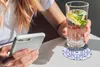 KitchenYeah® Skleněné podtácky Kulatá sada 6 dlaždic - vzor Náhled obrázku produktu 7