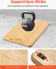A bamboo cutting board with a kettlebell on top, showcasing its load-bearing capacity. Smaller inset images highlight the wood material and the rolling wheels. Anteprima dell’immagine prodotto