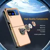 A gold-colored phone case with a ring holder is shown against a background of Earth from space. The image highlights the components of the ring holder. Produktbild-Vorschau