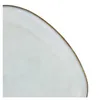 A close-up view of the edge of a plate. Náhľad obrázku produktu