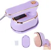 A close-up view of a purple handheld steam iron with gold trim, alongside accessories and a hand demonstrating its use. Produktbild-Vorschau