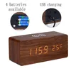A digital alarm clock with a wood-grain finish is shown with callouts highlighting its features. Produktbild-Vorschau