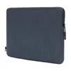 Incase, housse de protection pour MacBook Pro 14" Compact Voir les images du produit 4