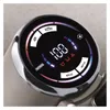 A close-up of a digital display on a cleaning device, showing battery level, cleaning mode, and power settings. Produktbild-Vorschau
