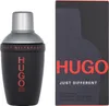 A bottle of Hugo Boss Just Different Eau de Toilette and its packaging are displayed side-by-side against a white background. Anteprima dell’immagine prodotto