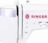 A close-up shot of the side and front panel of a white Singer sewing machine. Produktbild-Vorschau