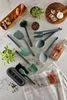 Lékué Set d'ustensiles de cuisine essentiels - Set de 5pcs. Voir les images du produit 6