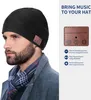 A man wearing a black beanie with a brown Bluetooth module attached, with marketing text and diagrams on the right side. Anteprima dell’immagine prodotto
