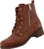 Auf dem Bild ist ein brauner Stiefel zu sehen der aus Leder gefertigt ist. Der Schuh wird von der Außenseite betrachtet und zeigt eine kräftige Sohle sowie einen eleganten Schnitt. Produktbild-Vorschau