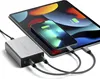 A Satechi USB-C charger is shown powering an iPhone and an iPad. Anteprima dell’immagine prodotto