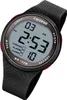 A digital watch with a black band and a gray digital display showing the time. Voir les images du produit