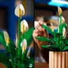 LEGO Botanicals Friedenslilie - Kunstblumen Set mit Produktbild-Vorschau 4