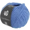 A ball of blue yarn with a label. Produktbild-Vorschau