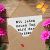 Mr. & Mrs. Panda Grußkarte Spruch Heimweh überwinden Mut - Produktbild-Vorschau 3