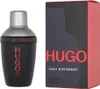 A Hugo Boss Just Different Eau de Toilette spray bottle and its packaging are displayed side-by-side against a white background. Anteprima dell’immagine prodotto