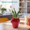 Navaris Erdbeer Vase rot - Deko Blumenvase für Fensterbank Produktbild-Vorschau 2