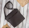 Sac à bandoulière pour homme en cuir marron Paolo Peruzzi Voir les images du produit 2
