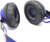A close-up view of two headphone earcups. Anteprima dell’immagine prodotto