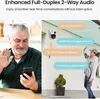 A split image showing a man on a video call and a security camera with chat bubbles illustrating its two-way audio feature. Produktbild-Vorschau