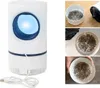 A collage showing an insecticidal lamp and multiple images of the lamp's collection tray filled with dead insects. Produktbild-Vorschau