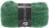 A ball of green yarn with a label. Produktbild-Vorschau
