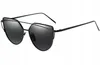 Lunettes de soleil œil de chat miroirs, noires, montures en Voir les images du produit 6