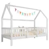 A white wooden house-shaped bed frame for children, decorated with a string of colorful pennant flags. Produktbild-Vorschau