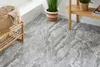 PVC-Bodenbelag in Marmor-Grau in einem Flur mit modernem, naturverbundenem Stil Produktbild-Vorschau