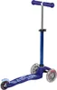 A blue three-wheeled scooter is shown against a white background. Produktbild-Vorschau