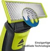 Close-up of a Philips OneBlade shaver head with a magnified view of the blade technology. Anteprima dell’immagine prodotto