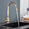 Staromosazná kuchyňská baterie, výsuvná hubice, jednoruční Náhled obrázku produktu 2
