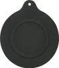 A black silicone lid with a hanging loop is shown against a white background. Anteprima dell’immagine prodotto