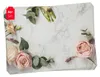 Tischsets | Platzsets abwaschbar – Rosen auf Marmor – aus Produktbild-Vorschau 1