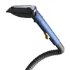 Close-up studio shot of a blue and black steam cleaner nozzle with a flexible hose. Anteprima dell’immagine prodotto