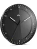 A black analog wall clock with white hour markers and hands. Voir les images du produit