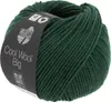 A ball of dark green yarn with a label. Produktbild-Vorschau