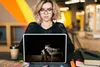 MuchoWow® Laptop Aufkleber Sticker Cover Mutterwölfin mit Produktbild-Vorschau 5