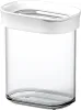 A clear, studio shot of a transparent food storage container with a white lid. Anteprima dell’immagine prodotto