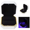 Ringbox, quadratisch, Samt, für Eheringe, mit LED-Licht, Produktbild-Vorschau 1