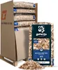 A pallet of bagged wood chips is shown, with one bag prominently displayed in the foreground. Produktbild-Vorschau