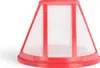 A red and white coffee filter cone on a white background. Voir les images du produit